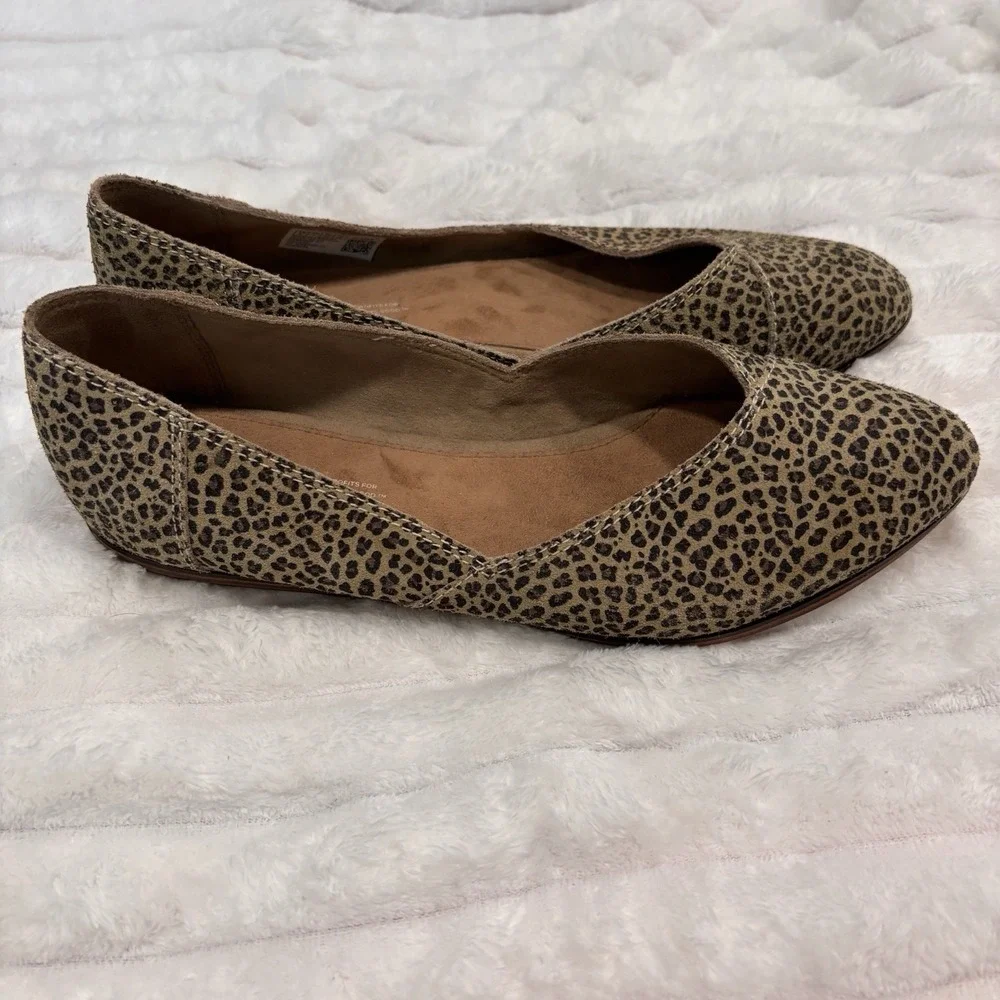 TOMS Leopard Cheetah Animal Print Slip On Flats Shoes Womens Size 9